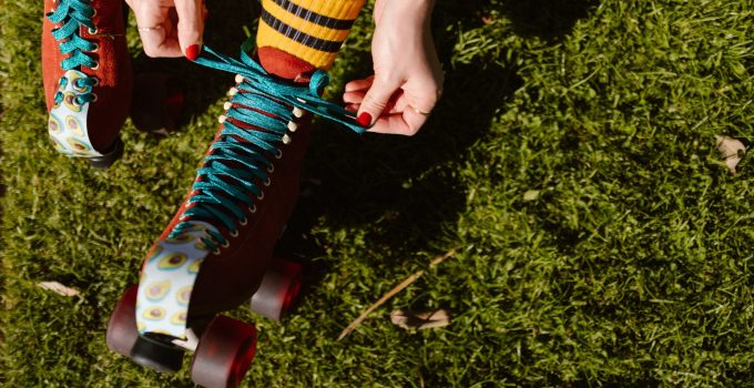 how-to-break-in-roller-skates-theathlima